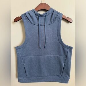 NOBULL Women’s Microplush Sleeveless Hoodie Small